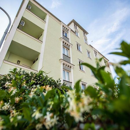 Velipoja Apartments Ngoại thất bức ảnh