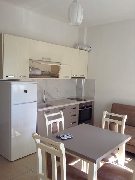 Velipoja Apartments Ngoại thất bức ảnh